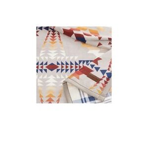 Pendleton Reversible Plush Throw 50" x 70" Legend Lake Gray Polyester‎ New